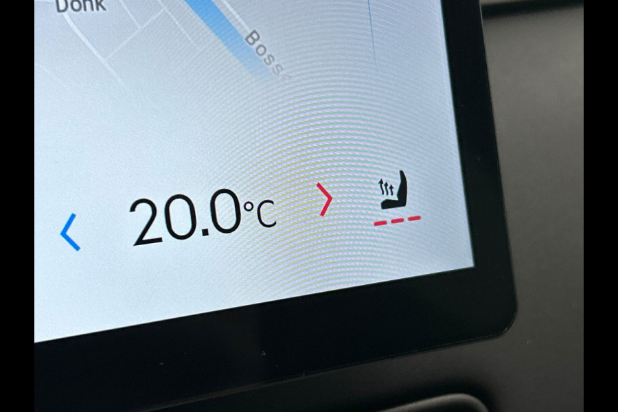 Lynk & Co 01 1.5 More Leder | Pano | Stoel+Stuurwielverwarming | Keyless