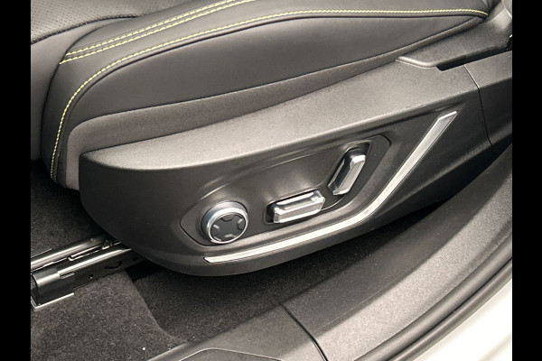 Lynk & Co 01 1.5 More Leder | Pano | Stoel+Stuurwielverwarming | Keyless