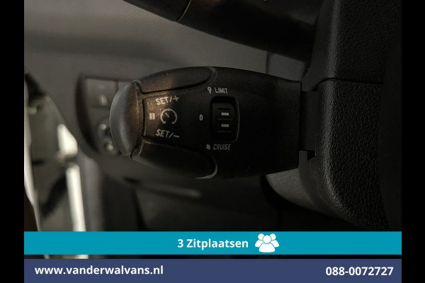 Peugeot Partner 1.6 BlueHDi 100pk L2H1 Euro6 Airco | 3-Zits | Imperiaal | Camera | Cruisecontrol | Trekhaak Parkeersensoren, Bijrijdersbank