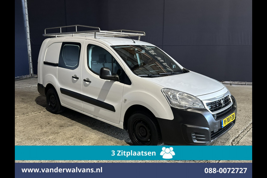 Peugeot Partner 1.6 BlueHDi 100pk L2H1 Euro6 Airco | 3-Zits | Imperiaal | Camera | Cruisecontrol | Trekhaak Parkeersensoren, Bijrijdersbank