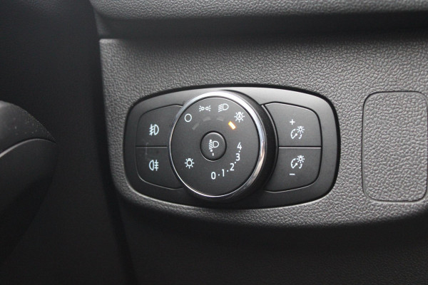 Ford FOCUS Wagon 1.0 EcoBoost Active X Business | Wegklapbare Trekhaak | Stoel + Stuurverwarming | Adaptive Cruise Control | Climate Control | Camera | BLIS |