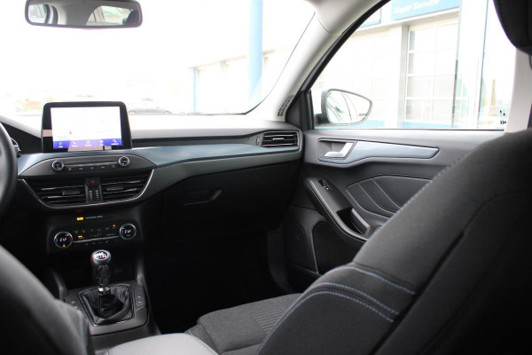 Ford FOCUS Wagon 1.0 EcoBoost Active X Business | Wegklapbare Trekhaak | Stoel + Stuurverwarming | Adaptive Cruise Control | Climate Control | Camera | BLIS |