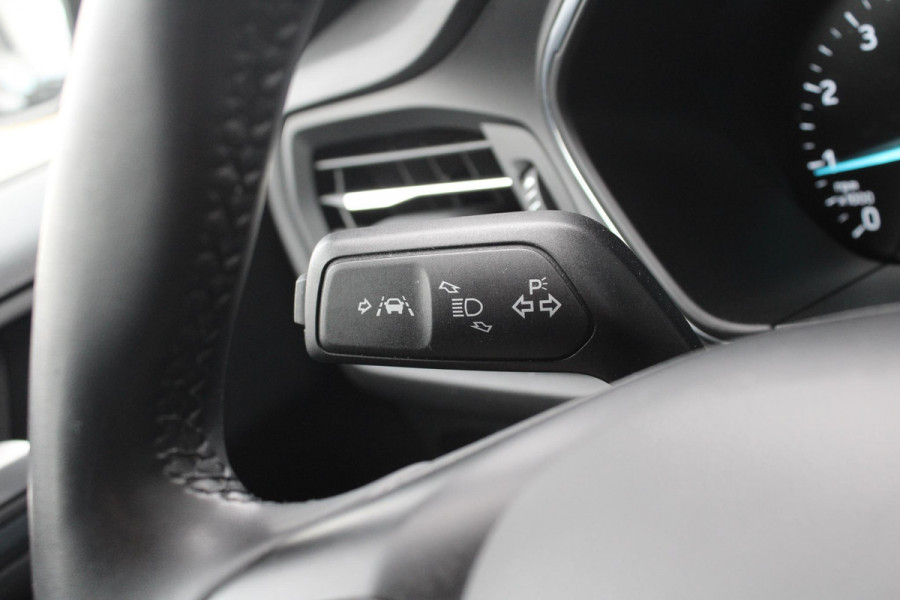 Ford FOCUS Wagon 1.0 EcoBoost Active X Business | Wegklapbare Trekhaak | Stoel + Stuurverwarming | Adaptive Cruise Control | Climate Control | Camera | BLIS |