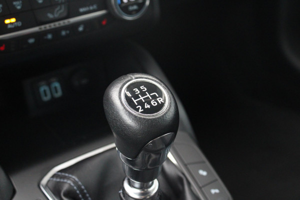 Ford FOCUS Wagon 1.0 EcoBoost Active X Business | Wegklapbare Trekhaak | Stoel + Stuurverwarming | Adaptive Cruise Control | Climate Control | Camera | BLIS |