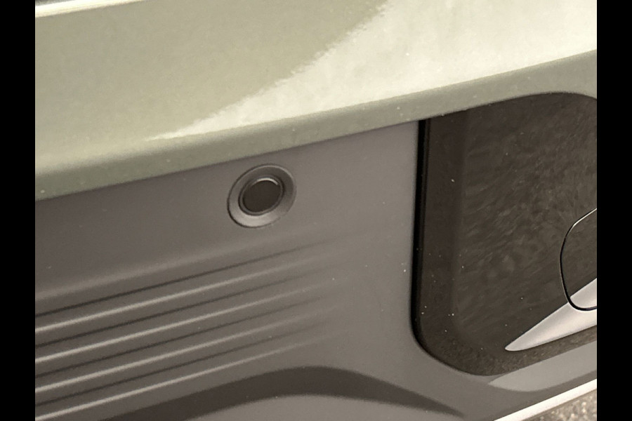 Lynk & Co 01 1.5 More Leder | Pano | Stoel+Stuurwielverwarming | Keyless