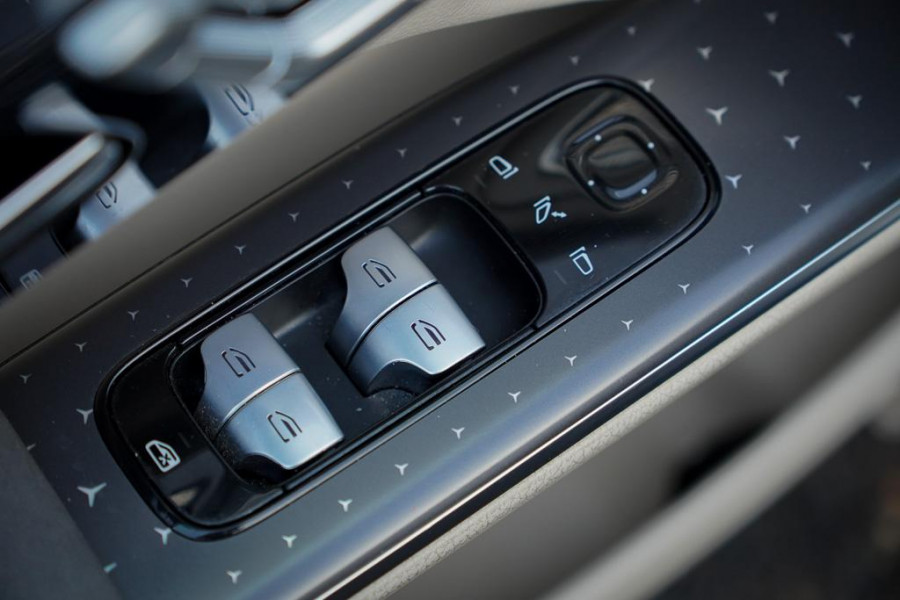 Mercedes-Benz EQS 450+ AMG Line 108 kWh / Premium Plus / HUD / Massage / 21'' / Incl BTW