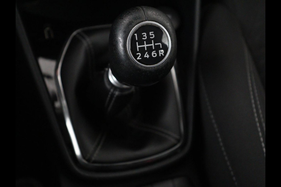 Ford Fiesta 1.0 EcoBoost Titanium | 1e eigenaar | Carplay | Climate control | Parkeerhulp | Cruise control | DAB | Bluetooth