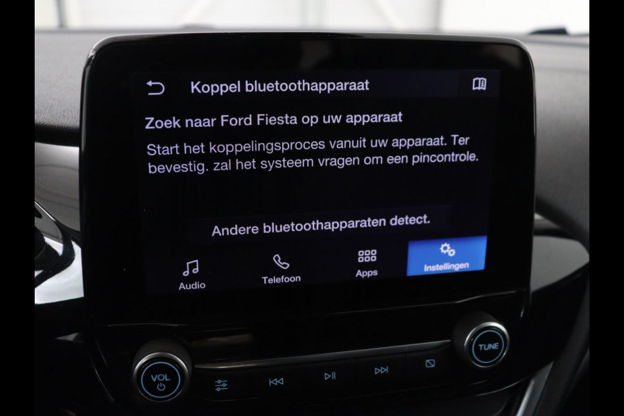 Ford Fiesta 1.0 EcoBoost Titanium | 1e eigenaar | Carplay | Climate control | Parkeerhulp | Cruise control | DAB | Bluetooth