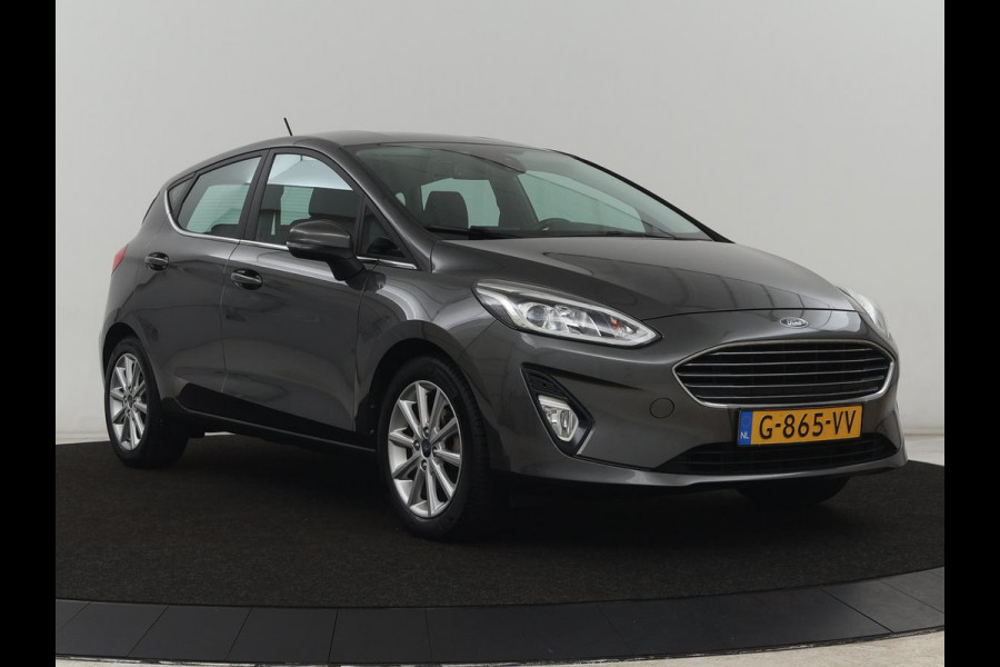 Ford Fiesta 1.0 EcoBoost Titanium | 1e eigenaar | Carplay | Climate control | Parkeerhulp | Cruise control | DAB | Bluetooth