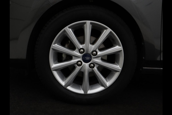 Ford Fiesta 1.0 EcoBoost Titanium | 1e eigenaar | Carplay | Climate control | Parkeerhulp | Cruise control | DAB | Bluetooth