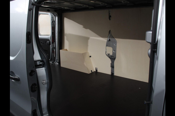 Renault Trafic 2.0 Blue dCi 110PK T30 L2H1 Advance Navigatie bluetooth DAB Camera Airco Trekhaak Houten bekleding Lichtmetalen velgen