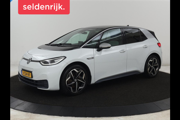 Volkswagen ID.3 First Plus 58 kWh | Trekhaak | Stoel & stuurverwarming | Camera | Adaptive cruise | Sfeerverlichting | Carplay | Navigatie | Keyless | Matrix LED