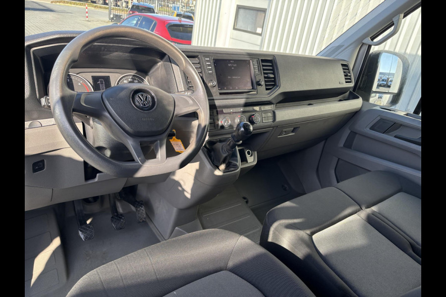 Volkswagen Crafter 35 2.0 TDI L3H3*A/C*CRUISE*NAV*HAAK*CAMERA*3500KG*