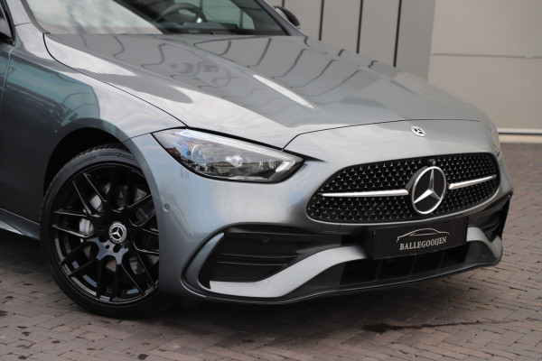 Mercedes-Benz C-Klasse Estate 300e AMG | 313PK | Head-up | Keyless-go | Sfeerverlichting | Memory | Pano | Leder | Standkachel | Trekhaak | 2022.