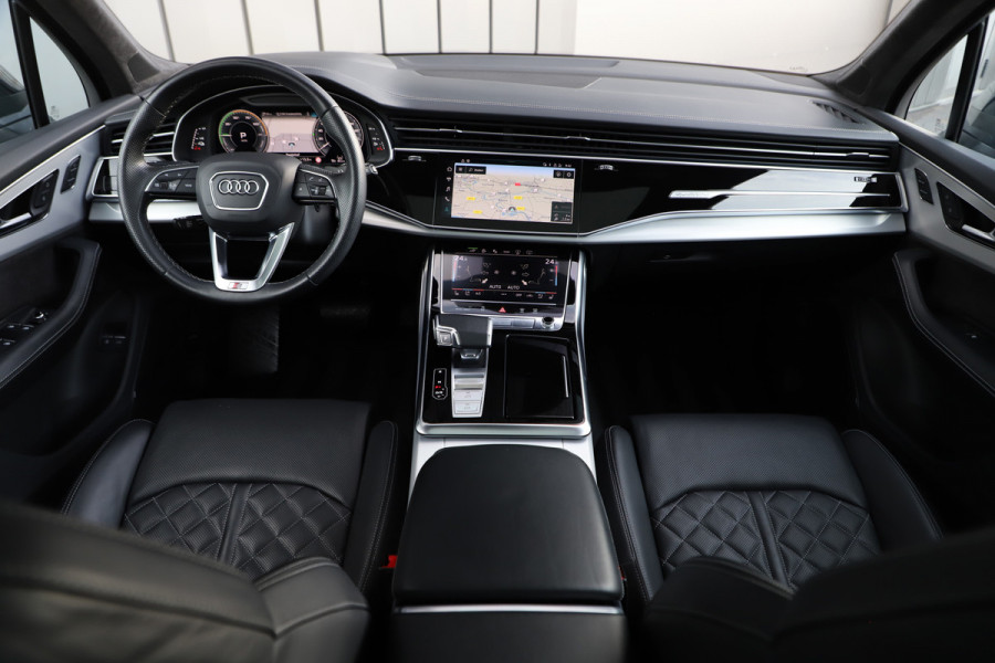 Audi Q7 60 TFSI e quattro Competition | 462PK | Luchtvering | Head-up | Massage | Keyless-go | S-Stoelen | Matrix-led | Trekhaak | Stand