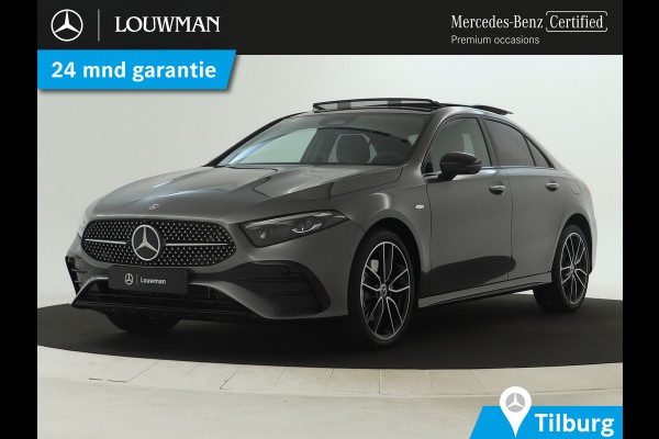 Mercedes-Benz A-Klasse 250 e Business Solution AMG | AMG Line Plus pakket | Trekhaak | Nightpakket  | 360°-camera | Dodehoekassistent | Antidiefstalpakket  | Inclusief 24 maanden Mercedes-Benz Certified garantie voor Europa.