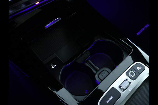 Mercedes-Benz A-Klasse 250 e Business Solution AMG | AMG Line Plus pakket | Trekhaak | Nightpakket  | 360°-camera | Dodehoekassistent | Antidiefstalpakket  | Inclusief 24 maanden Mercedes-Benz Certified garantie voor Europa.