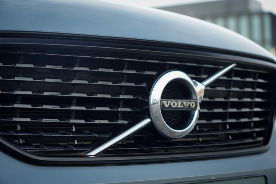 Volvo XC40 1.5 T5 Recharge R-Design / Pano / NL Auto / 1e Eig / Incl BTW