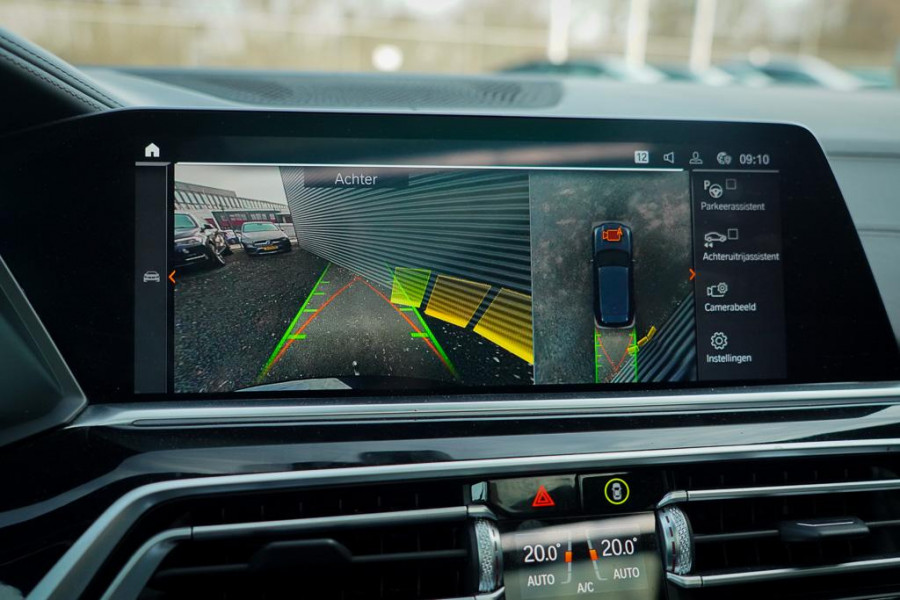 BMW X5 xDrive30d High Executive / Luchtvering / HUD / 22 '' / M-Sport / Skylounge / Adaptive