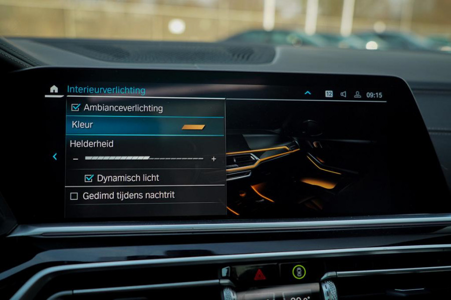 BMW X5 xDrive30d High Executive / Luchtvering / HUD / 22 '' / M-Sport / Skylounge / Adaptive