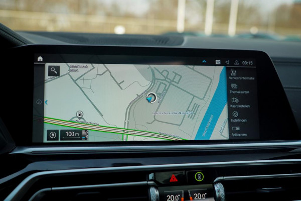 BMW X5 xDrive30d High Executive / Luchtvering / HUD / 22 '' / M-Sport / Skylounge / Adaptive