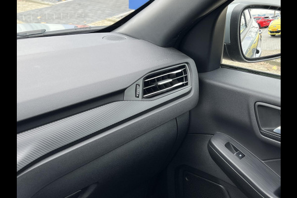 Ford Kuga 2.5 FHEV ST-Line 190pk | Geen stekker nodig | Winterpack | Sync 4 Navigatie | Apple Carplay/Android auto | Achteruitrijcamera | All Weatherbanden