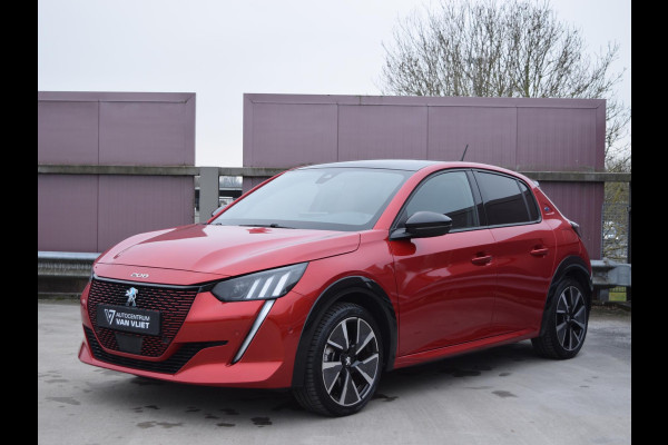 Peugeot e-208 EV GT Pack 50 kWh SOH 95% | PANORAMADAK | CAMERA MET SENSOREN | E.C.C. | STOELVERWARMING |