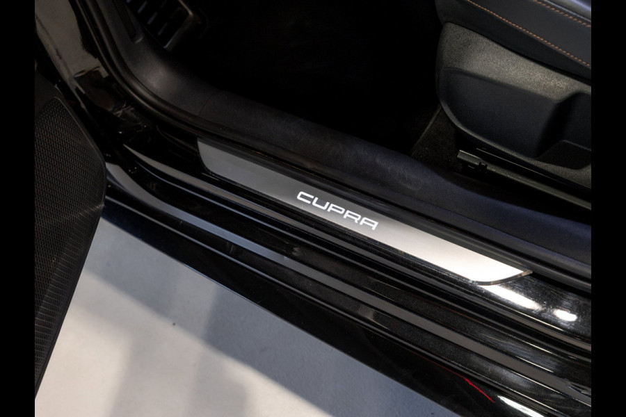 CUPRA Leon Sportstourer 1.4 e-Hybrid VZ Performance / 245pk / Panorama dak / Achteruitrij camera /
