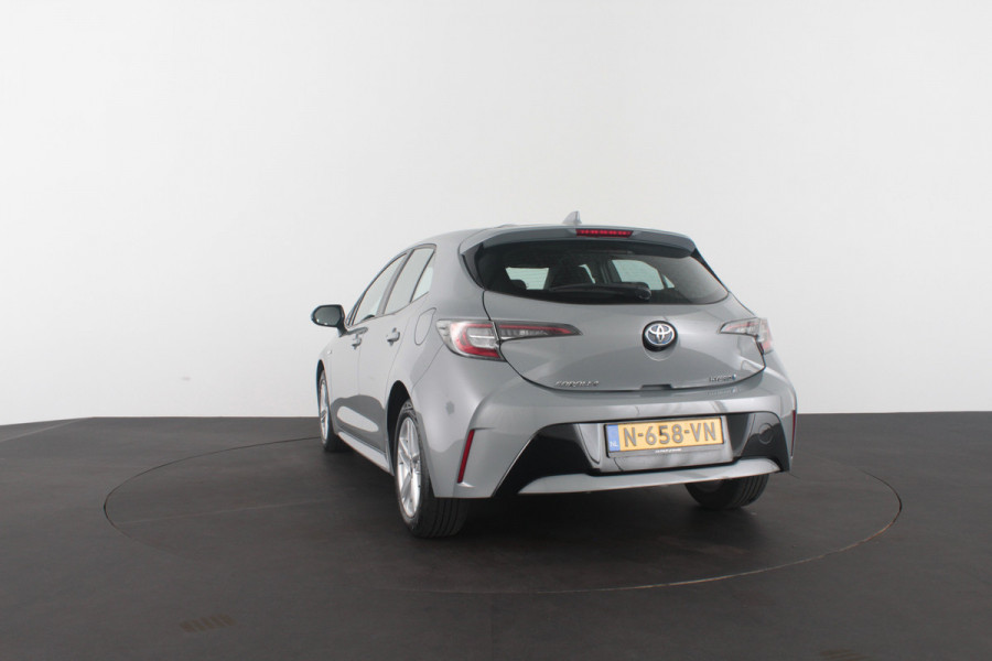 Toyota Corolla 1.8 Hybrid Business > tot 2032 Toyota Garantie! Zeer netjes/Camera/Cement Grey