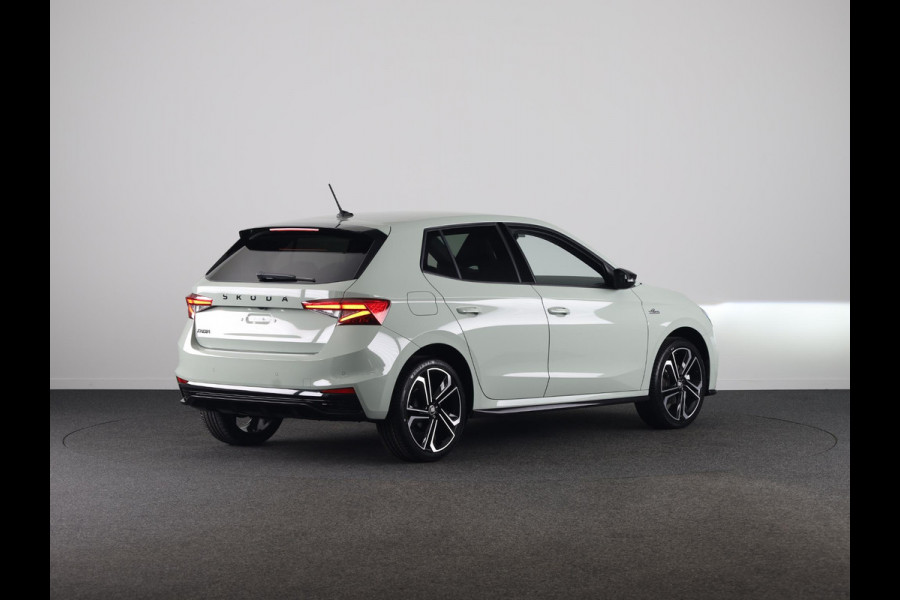 Škoda Fabia Monte Carlo 1.0 TSI 115 pk 7 versn. DSG | Navigatie pakket | Travel assist | Licht en Zicht plus | Verwarmbare voorstoelen