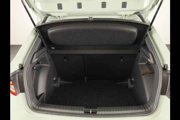 Škoda Fabia Monte Carlo 1.0 TSI 115 pk 7 versn. DSG | Navigatie pakket | Travel assist | Licht en Zicht plus | Verwarmbare voorstoelen