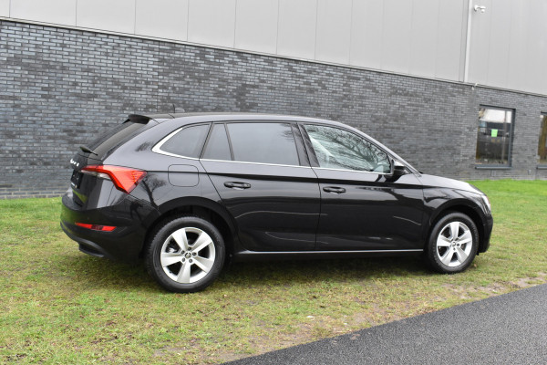Škoda SCALA 1.0 TSI Ambition Automaat Carplay Navigatie Front/lane assist Stoelverwarming Parkeer sensoren