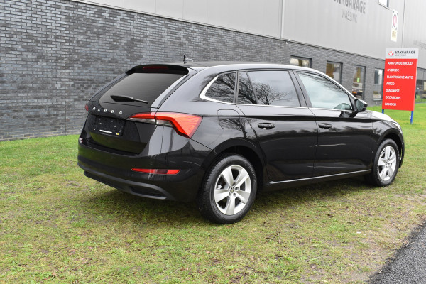 Škoda SCALA 1.0 TSI Ambition Automaat Carplay Navigatie Front/lane assist Stoelverwarming Parkeer sensoren