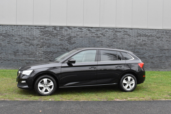 Škoda SCALA 1.0 TSI Ambition Automaat Carplay Navigatie Front/lane assist Stoelverwarming Parkeer sensoren