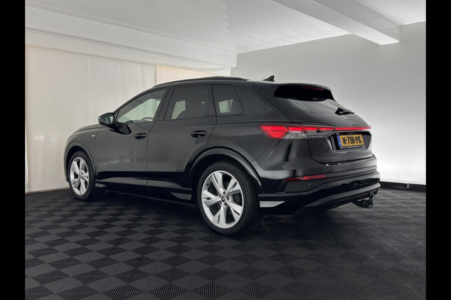 Audi Q4 e-tron 40 S-Line Launch-edition Competition 77 kWh [ 3-Fase-11kW ] {SOH-90%} (INCL-BTW) Aut. *HEATPUMP | PANO | LEATHER | MATRIX-LED | AUDI-SOUND | ADAPTIVE-CRUISE | HEATED-SPORTSEATS | AMBIENTLIGHT | DIGI-COCKPIT | CAMERA | KEYLESS | DAB+ | 20''ALU*