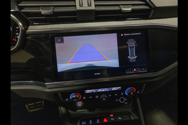 Audi Q3 45 TFSI quattro 2x S Line / 230pk / Panorama dak / B&O / Keyless / Achteruitrij camera /