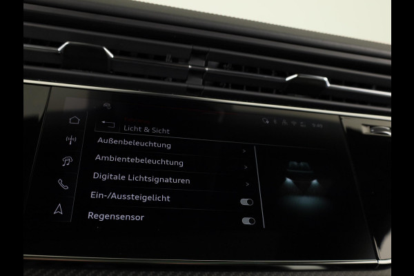 Audi Q8 60 TFSI e quattro Pro Line S Competition 490pk | Panoramadak | HUD | 4 wielbesturing | Stoel ventilatie en massage | Verlengde garantie | 23 inch Lichtmetalen velgen
