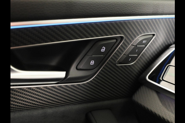 Audi Q8 60 TFSI e quattro Pro Line S Competition 490pk | Panoramadak | HUD | 4 wielbesturing | Stoel ventilatie en massage | Verlengde garantie | 23 inch Lichtmetalen velgen