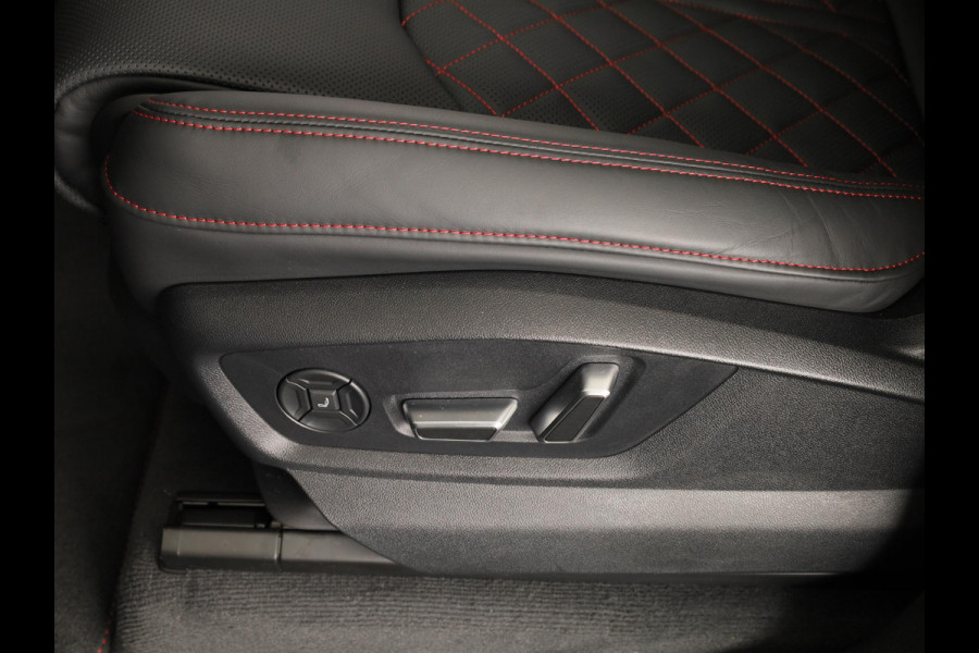 Audi Q8 60 TFSI e quattro Pro Line S Competition 490pk | Panoramadak | HUD | 4 wielbesturing | Stoel ventilatie en massage | Verlengde garantie | 23 inch Lichtmetalen velgen