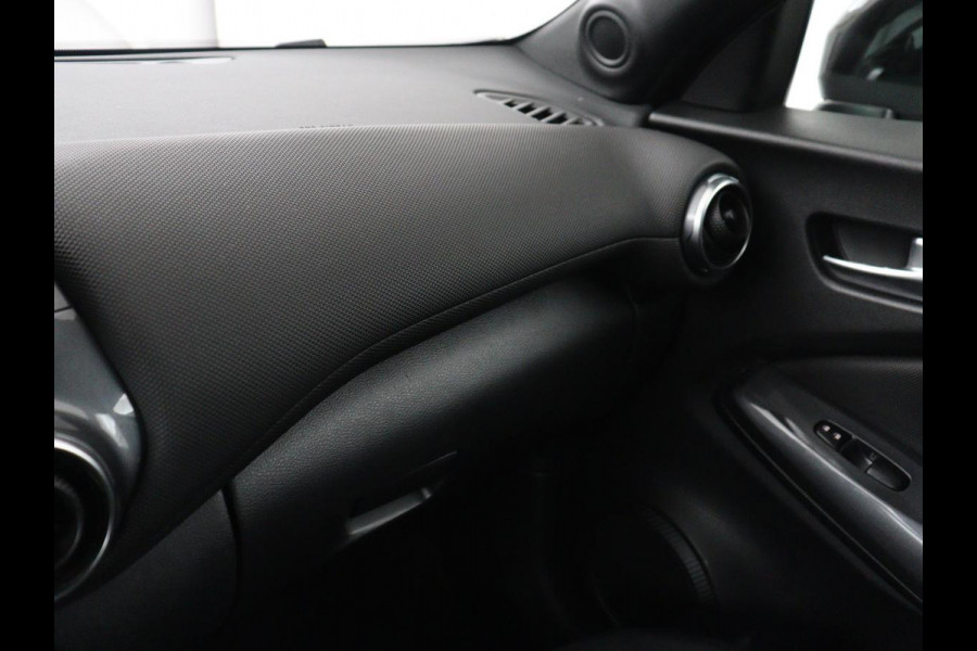Nissan Juke 1.0 DIG-T Visia | Trekhaak | Full LED | Cruise control | Bluetooth | Airco | DAB | Lichtsensor