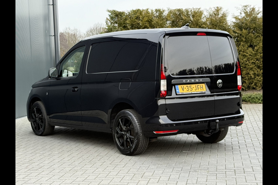 Volkswagen Caddy Cargo 2.0 TDI 123 PK STYLE / DSG AUTOMAAT / HIGHLINE / VIRTUAL / L1H1 / 10.534 KM!! / CRUISE / AIRCO / TREKHAAK / NAVI / LANE ASSIST /