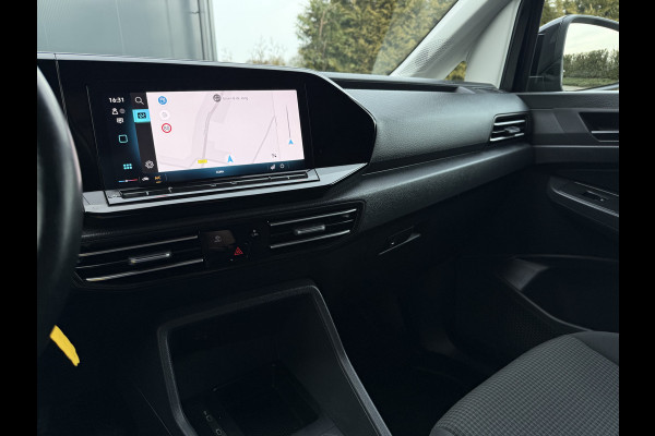 Volkswagen Caddy Cargo 2.0 TDI 123 PK STYLE / DSG AUTOMAAT / HIGHLINE / VIRTUAL / L1H1 / 10.534 KM!! / CRUISE / AIRCO / TREKHAAK / NAVI / LANE ASSIST /