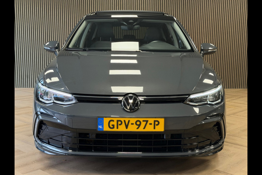 Volkswagen Golf 2.0 TDI R-Line Business AUT. PANO TREKHAAK ACC PDC VOOR EN ACHTER CAMERA NAVI STOELVERWAMING STUURVERWARMING