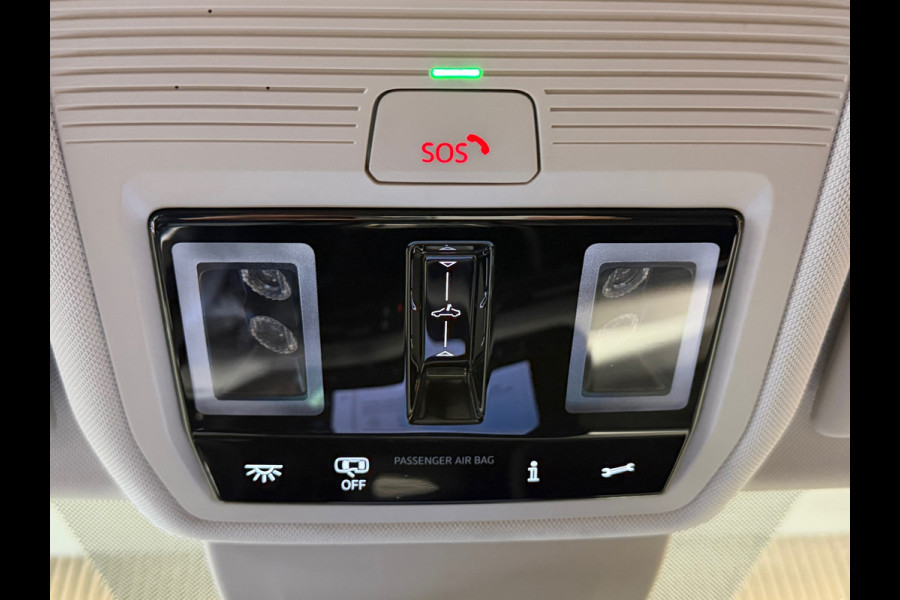 Volkswagen Golf 2.0 TDI R-Line Business AUT. PANO TREKHAAK ACC PDC VOOR EN ACHTER CAMERA NAVI STOELVERWAMING STUURVERWARMING