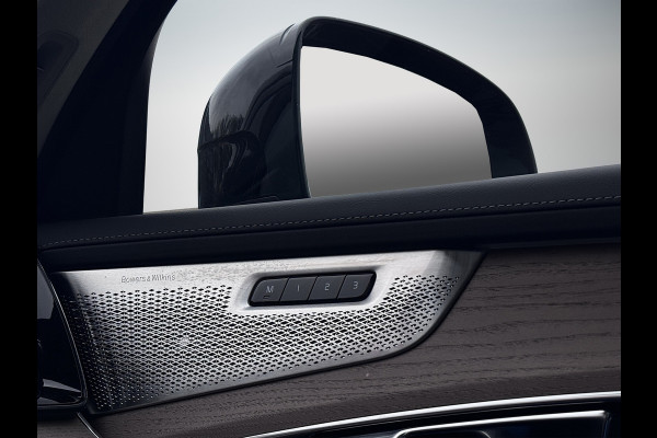 Volvo XC90 2.0 T8 Ultra Dark | Pano | Trekhaak | Bowers&Wilkins | Memory | 360 camera | Head Up | Plug-in hybrid AWD