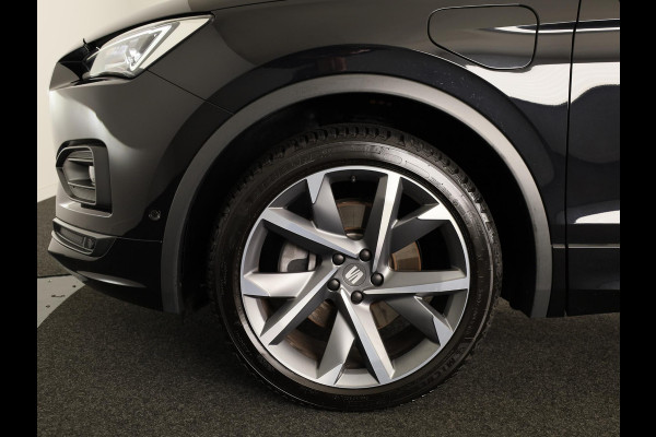Seat Tarraco 1.4 TSI e-Hybrid PHEV FR 245 pk Automaat (DSG) | Navigatie | Panoramadak | Trekhaak (wegklapbaar) | Parkeersensoren (Park assist) | Achteruitrijcamera | Stoelverwarming v/a |