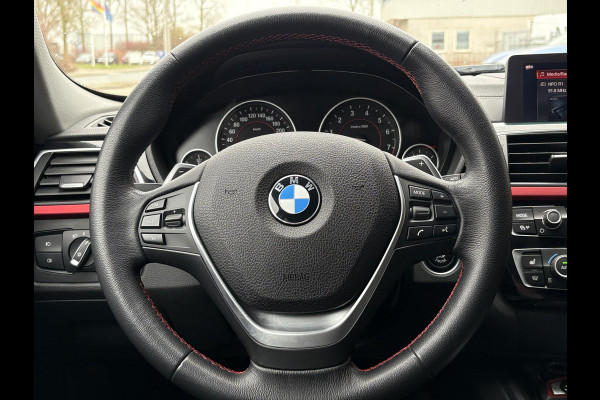 BMW 3 Serie Touring 340i xDrive M Sport High Executive 326pk | Elek. Trekhaak | Harman Kardon | Leder | Navi | Elek. kofferklep |