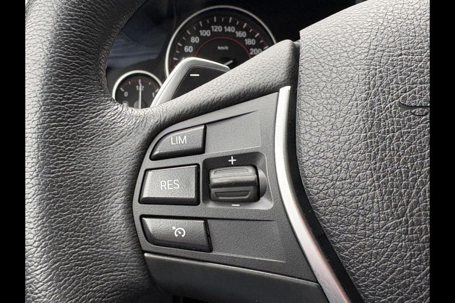 BMW 3 Serie Touring 340i xDrive M Sport High Executive 326pk | Elek. Trekhaak | Harman Kardon | Leder | Navi | Elek. kofferklep |