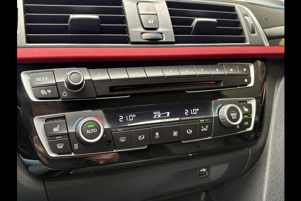 BMW 3 Serie Touring 340i xDrive M Sport High Executive 326pk | Elek. Trekhaak | Harman Kardon | Leder | Navi | Elek. kofferklep |