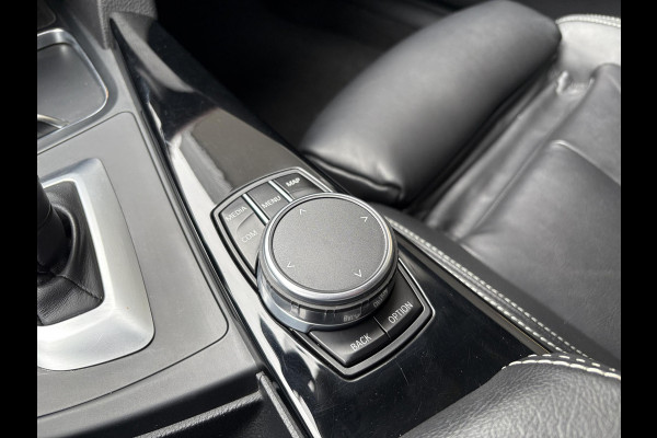 BMW 3 Serie Touring 340i xDrive M Sport High Executive 326pk | Elek. Trekhaak | Harman Kardon | Leder | Navi | Elek. kofferklep |